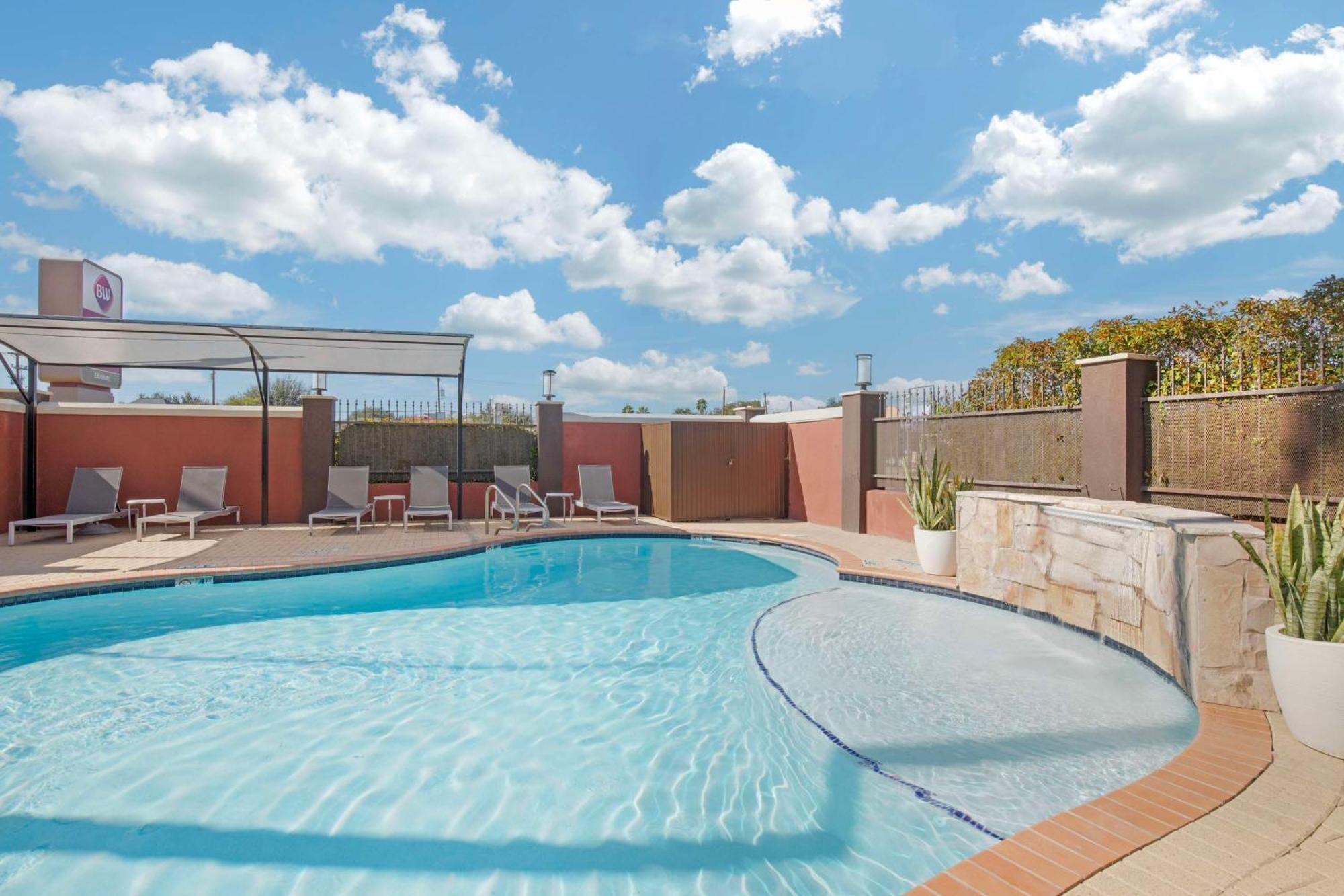 Best Western Plus Edinburg Inn & Suites Esterno foto